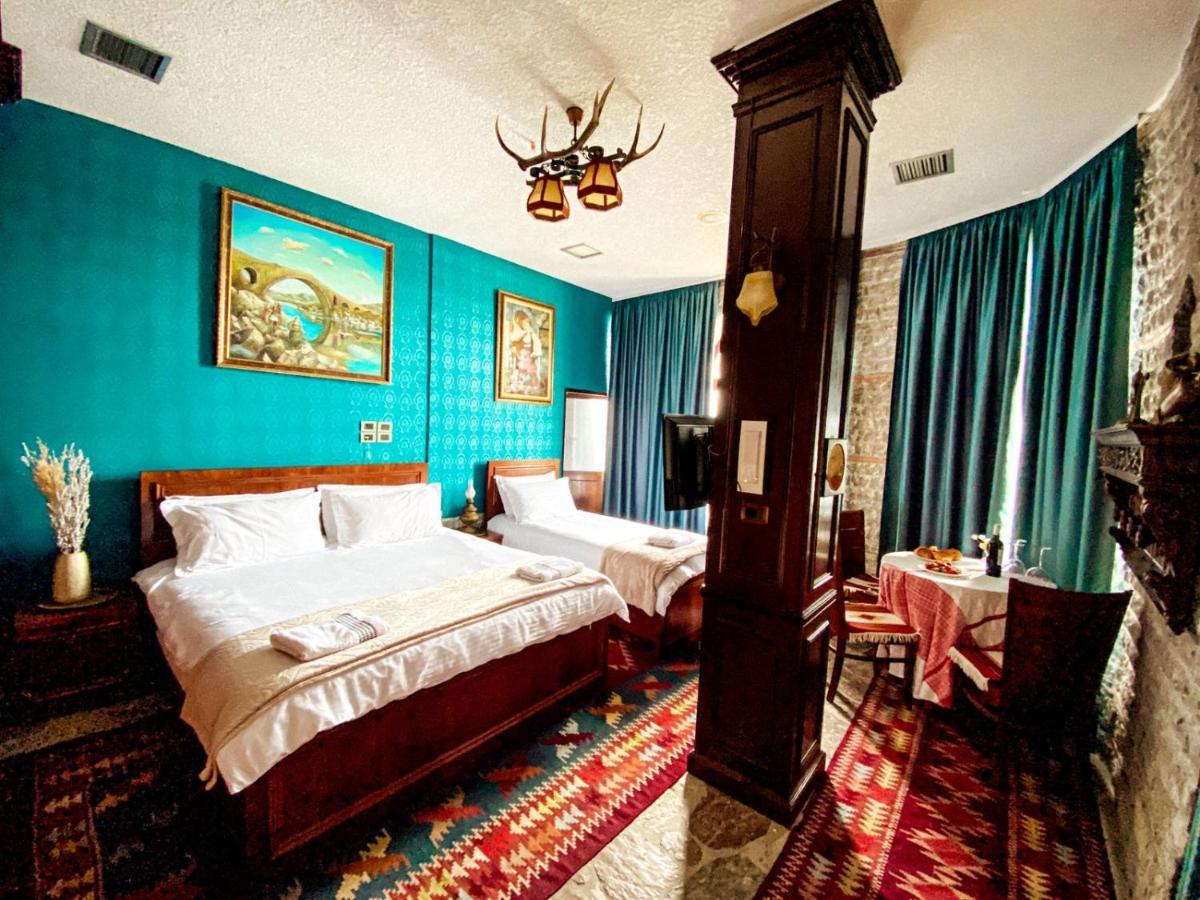 Hotel Iliria Canaj Luaran gambar