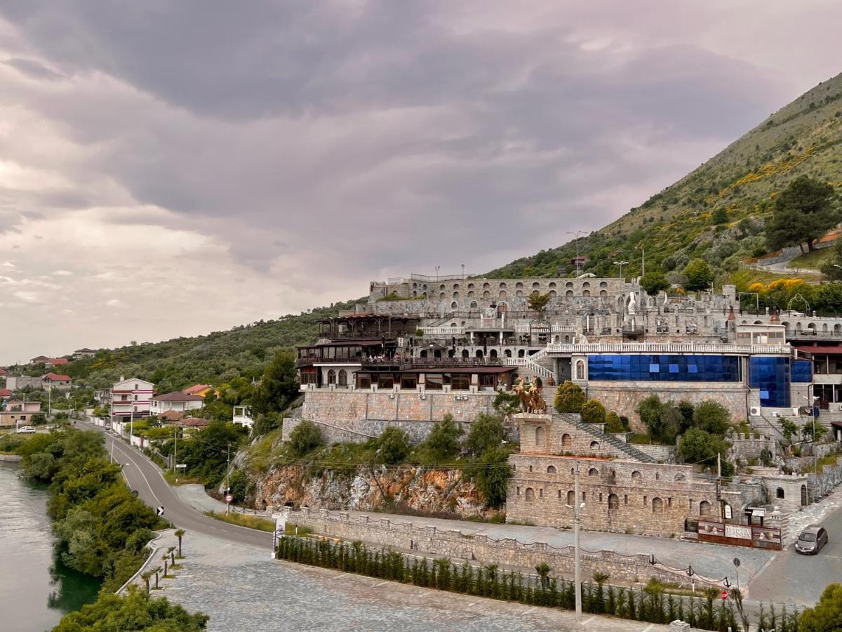 Hotel Iliria Canaj Luaran gambar